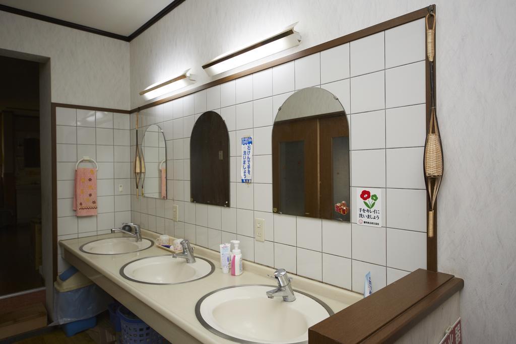 מלון טויוקה Nashikisou מראה חיצוני תמונה
